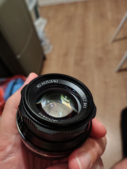 Objetiva manual 7artisans 35mm F1.2 para fuji