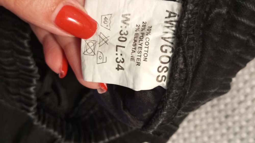 Джинси джогери на підлітка хлопчика