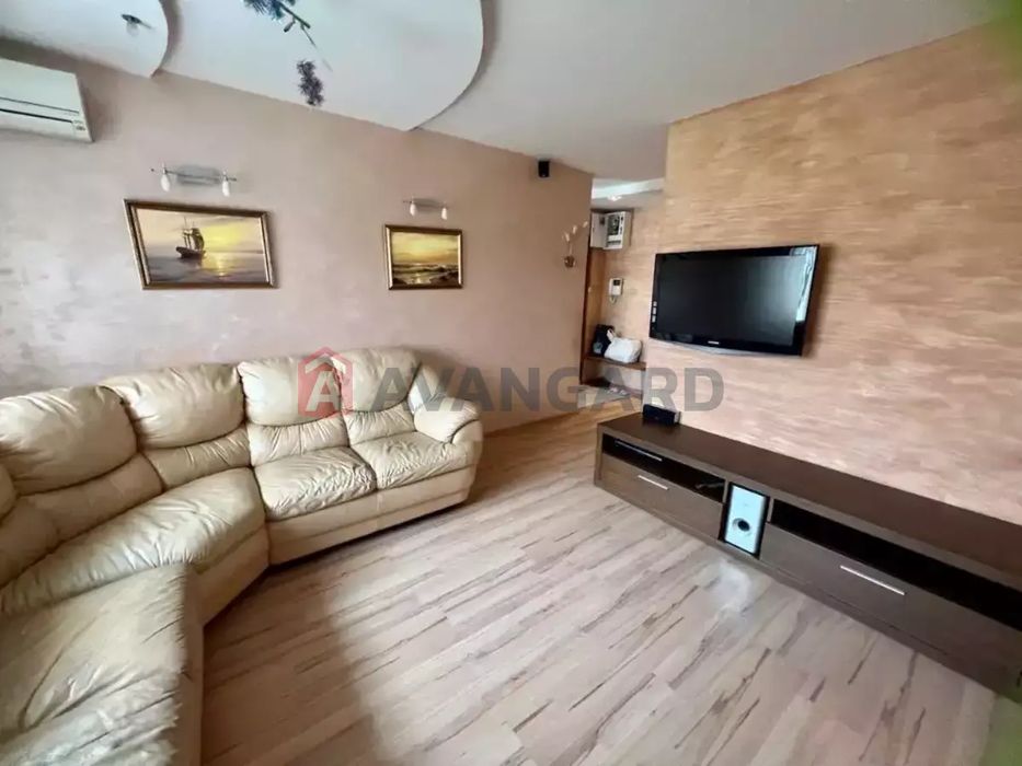 Продам 3 кімнатну квартиру на ж.м.Парус. 67 м2