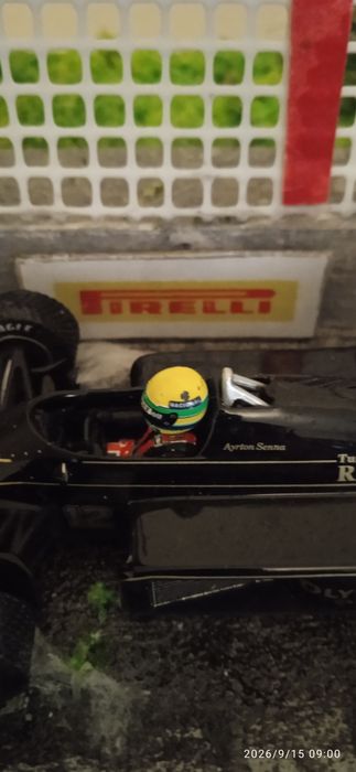 Diorama Senna GP Portugal 1985