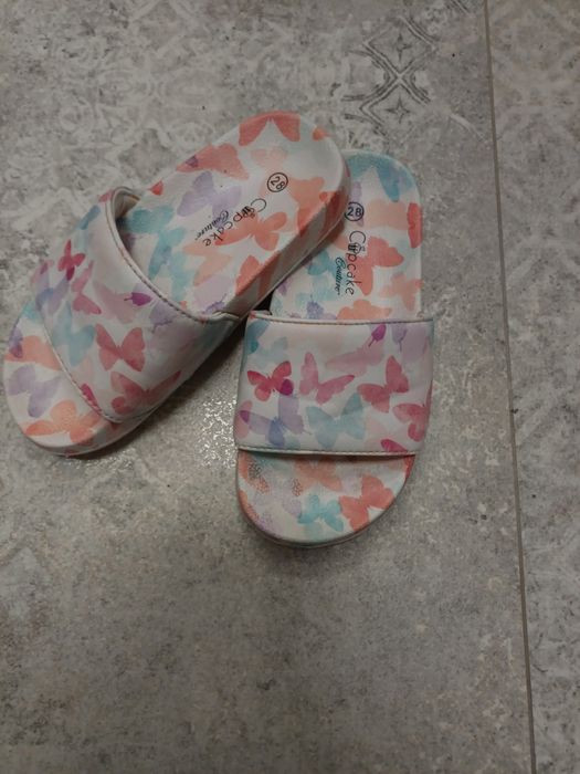 Klapki dziewczece 28