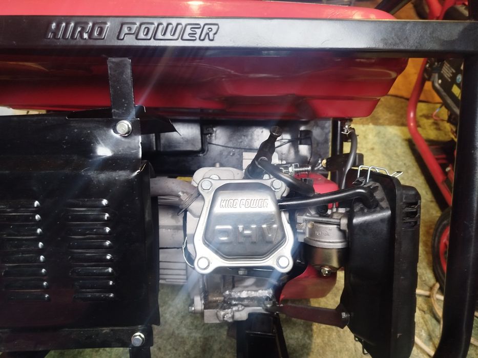 Продам генератор 3.3 кВт.