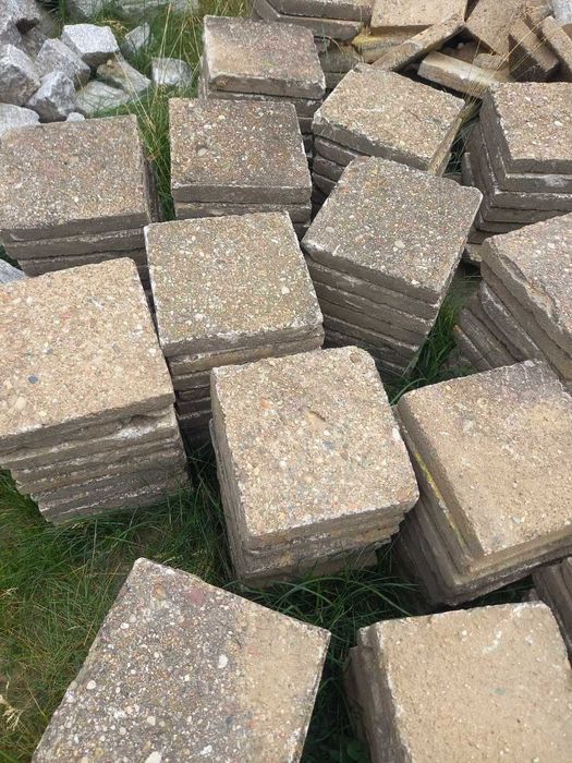Płyty chodnikowe betonowe 35x35
