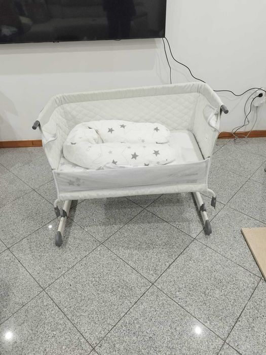 Mini berço, semi novo