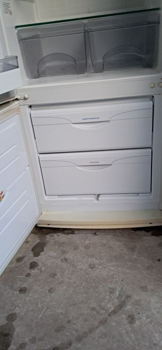 Продаю холодильник