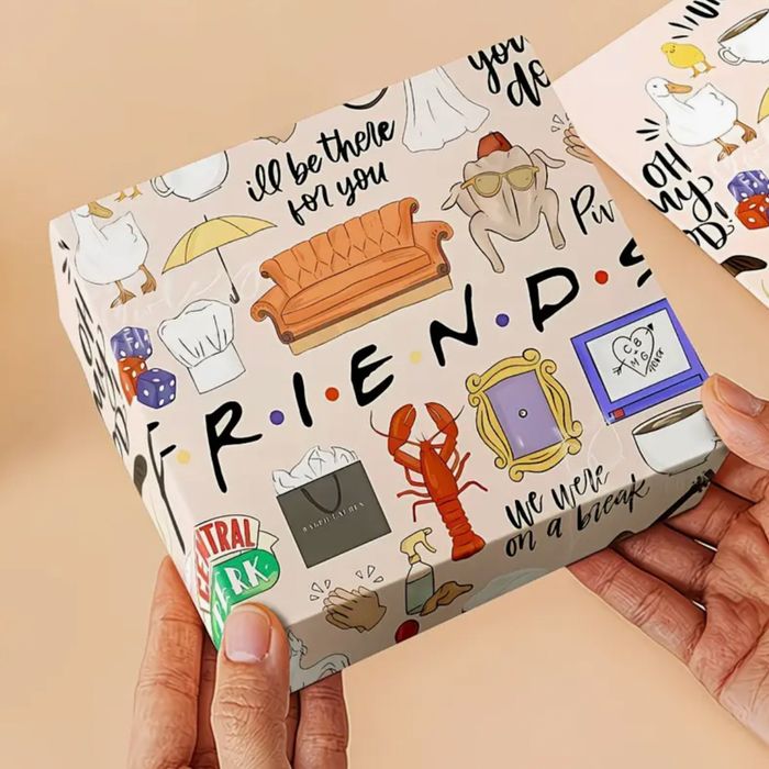 Пакувальний папір для подарунку в стилі серіала друзі friends на день народження
