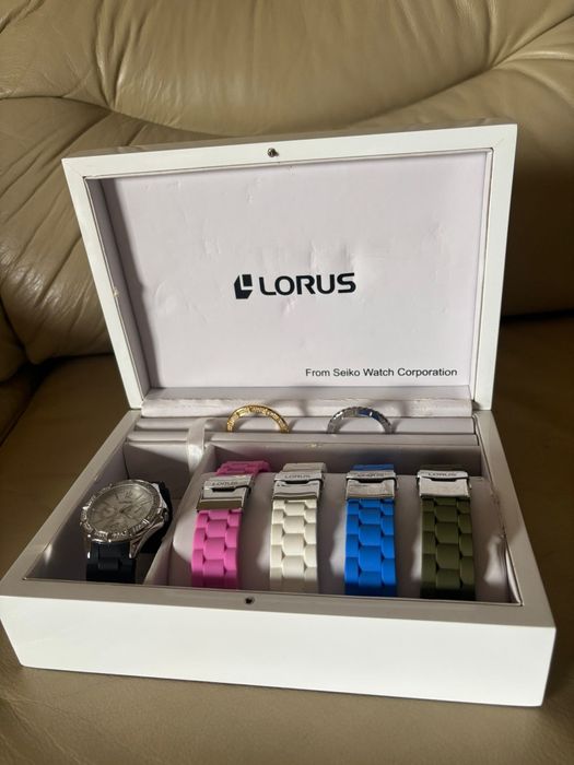 Relógio Lotus verdadeiro