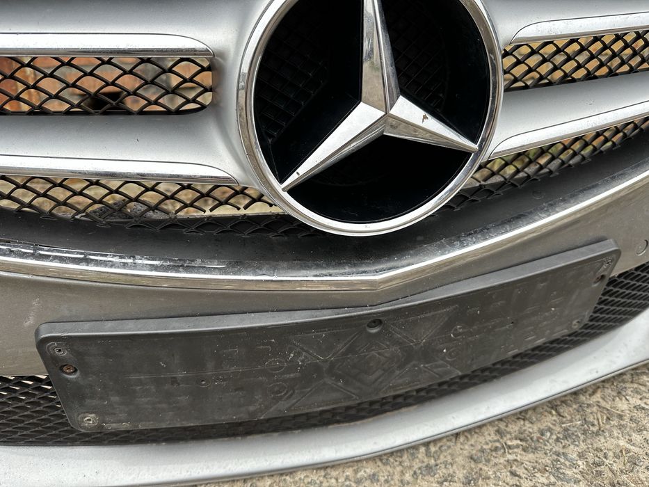 Продам передній бампер мерседес w212 рестайл в зборі 792 колір