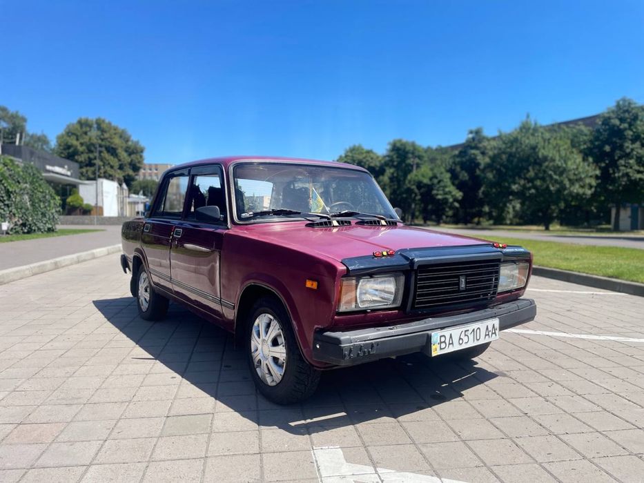 Машина в гарному стані,Питань по мотору та ходовій немає.Всі питання по телефону.Продаж по тех.паспорту