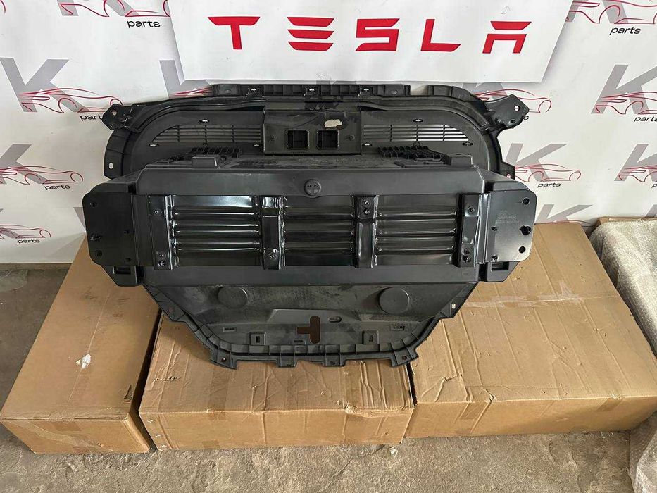 Корито переднього багажника Ford Mustang Mach-E 2021-2024 LJ8Z58457A04AE