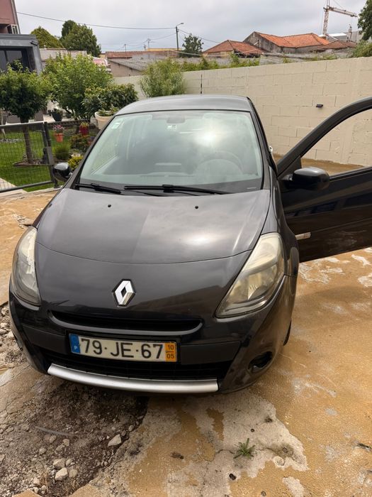 Renault clio 2010