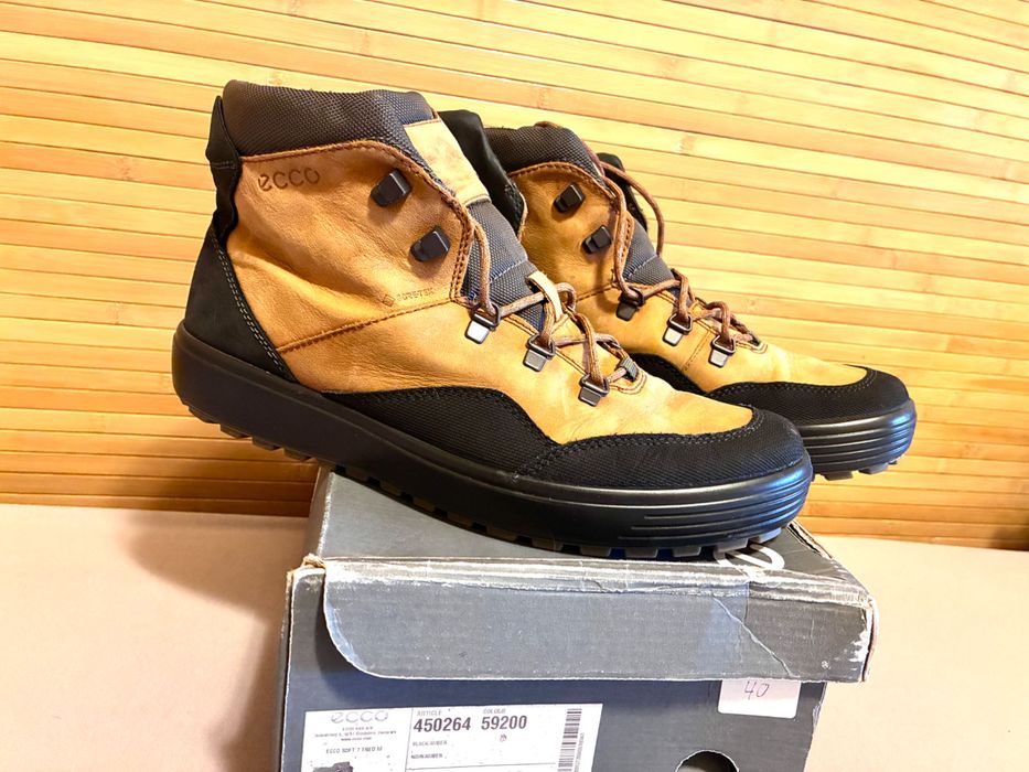 ECCO SOFT 7 TRED gore tex. 43 р-р Напівчоботи (кеди, кросівки) чоловічі