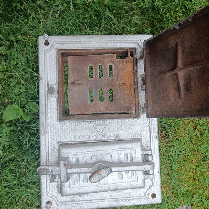 Drzwiczki do pieca kaflowego