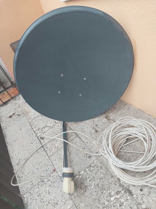 Talerz do satelity z uchwytem Antena TV