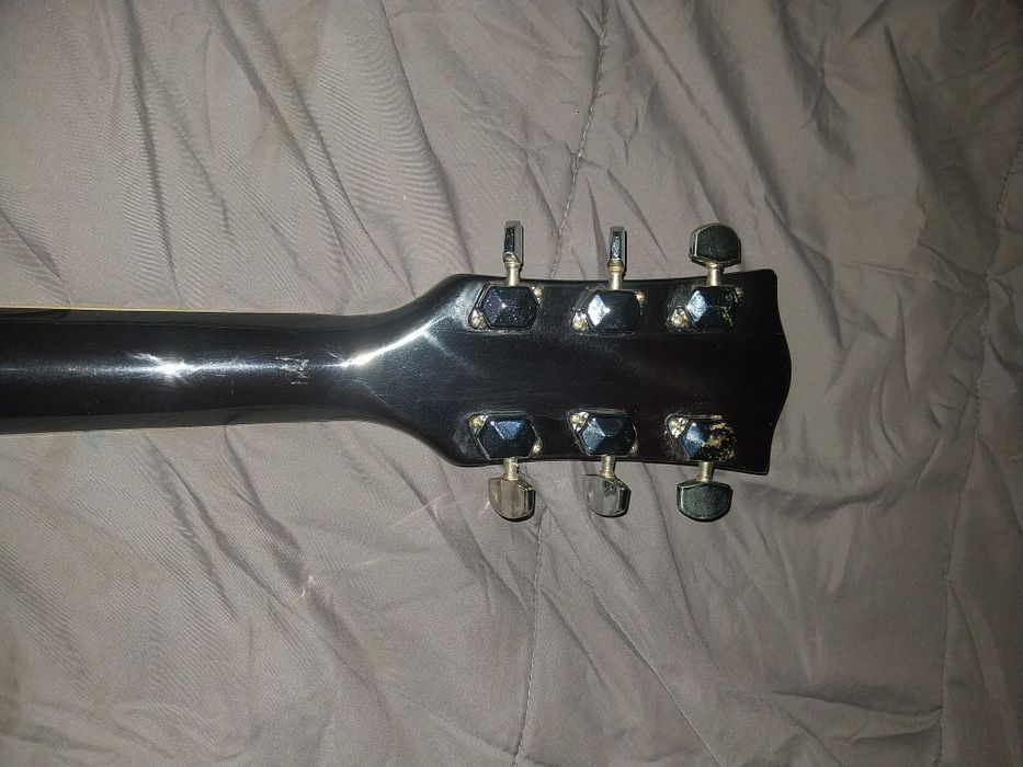 Guitarra eléctrica bolt on neck