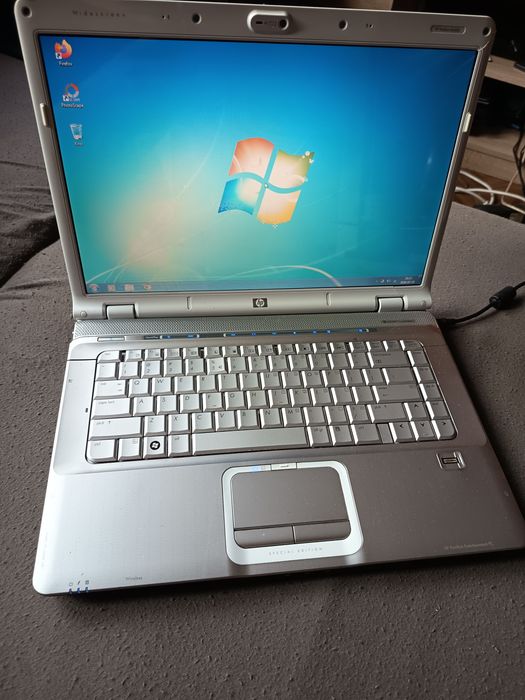 HP Pavilion dv6500 Special Edition – sprawny + zasilacz – Windows 7