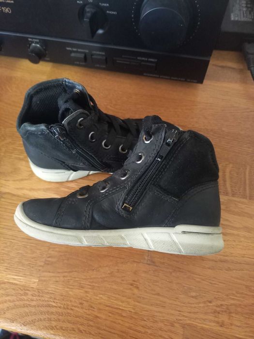 Ботиночки демисезонные ecco 24р.