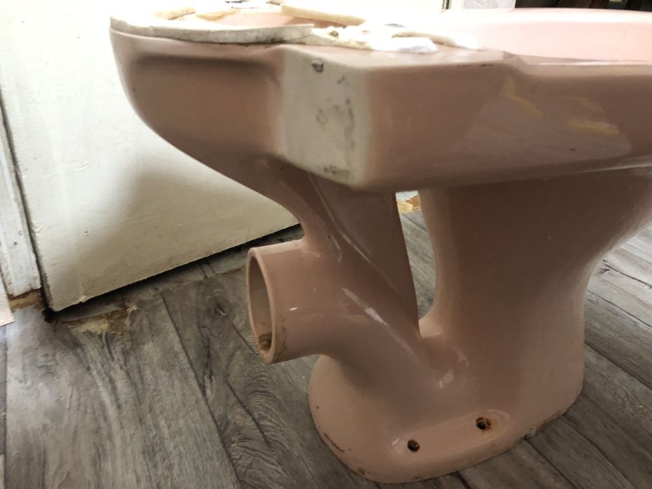 Унитаз гарний колір