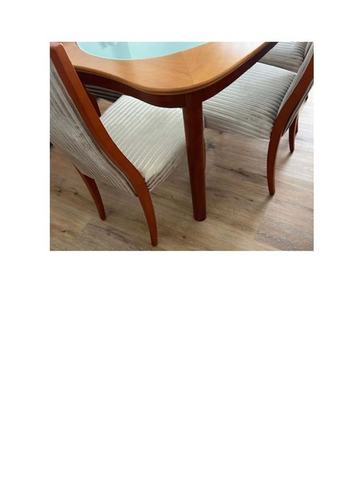 Mesa de Jantar Oval e 6 Cadeiras
