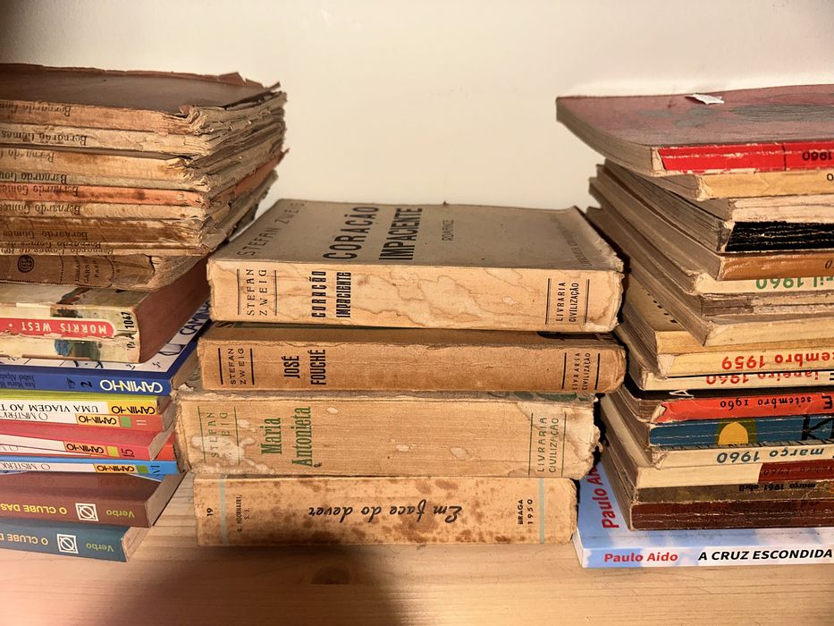 Vendo Livros Diversos