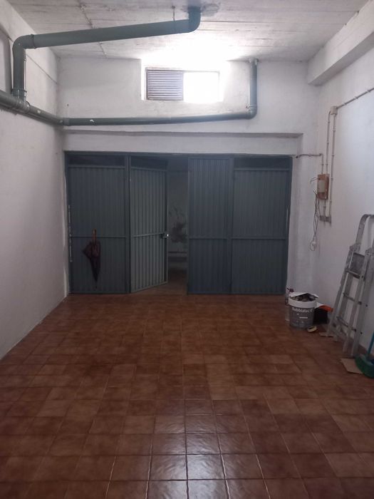 Garagem, baixa de preço. Oportunidade, na rua João Villaret 7 a, Feijó