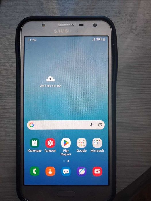 Телефон Samsung J7 Neo