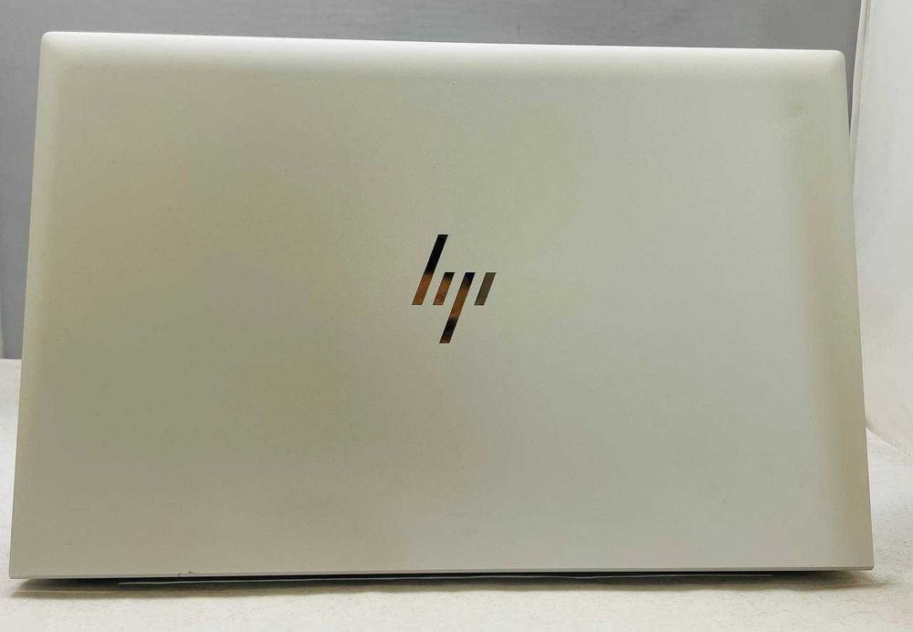 Ноутбук НР 450 G7 / 15.6" FHD IPS / i5-10210U / 8GB DDR4 / 256GB SSD