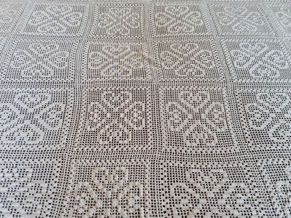 Toalha de mesa em croché