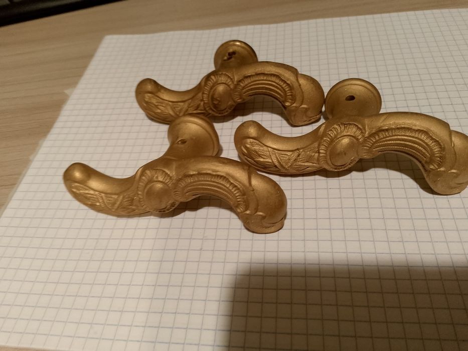 Stare klamki pałacowe