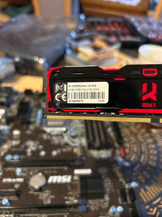 Procesor, karta graficzna, pamięć RAM, płyta główna