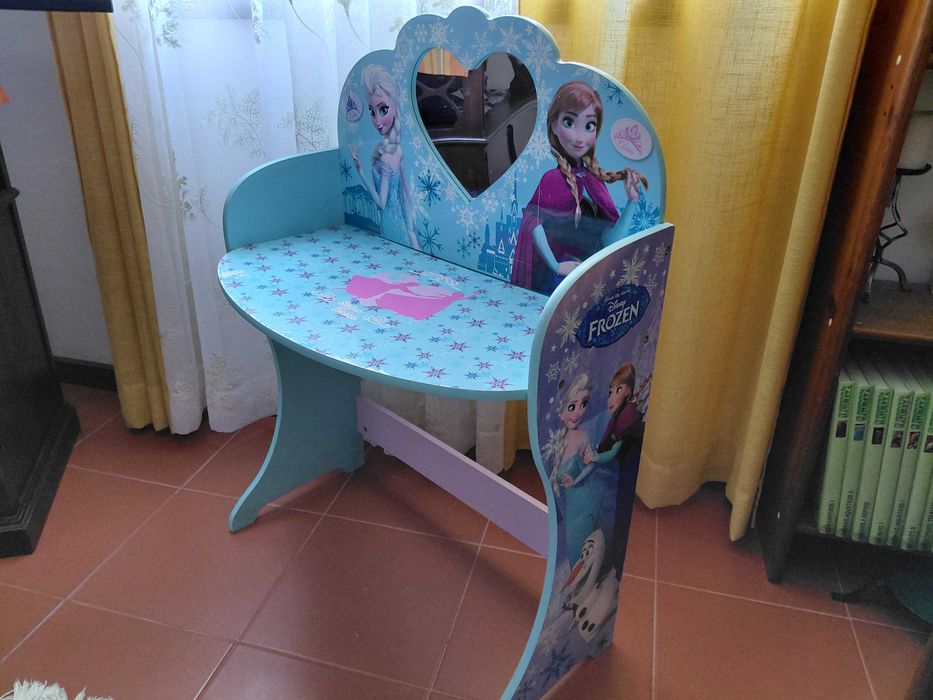 Mesa para Quarto de Menina
