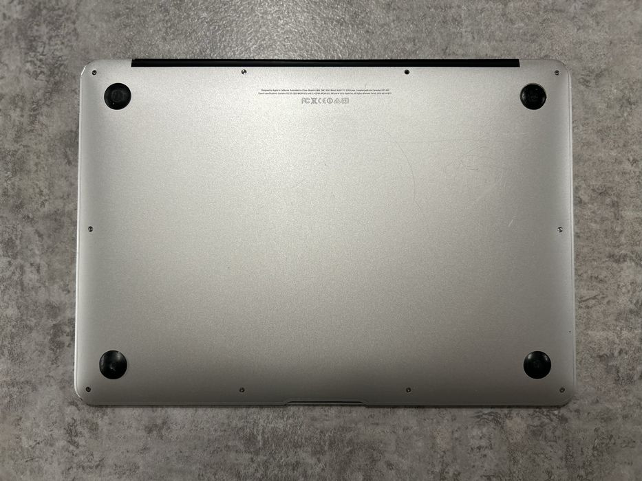 Macbook Air A1466 Intel Core i7