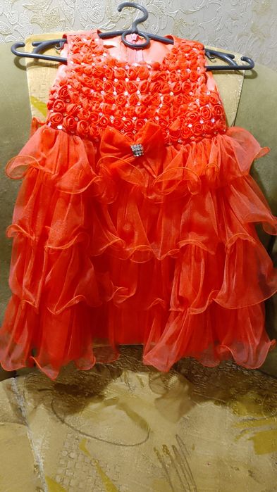 Святкова дитяча сукня