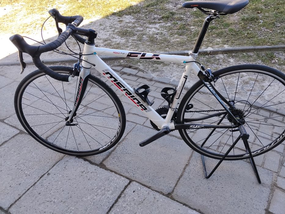 KolarzówkaMerida Road FLX 906
