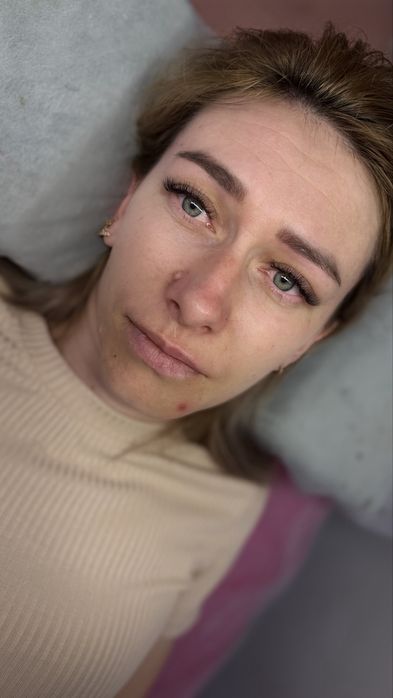 Нарощування вій