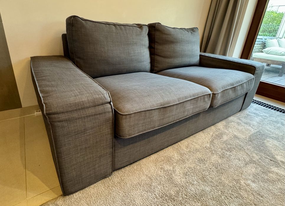 Sprzedam dwuosobowa sofę IKEA Kivik