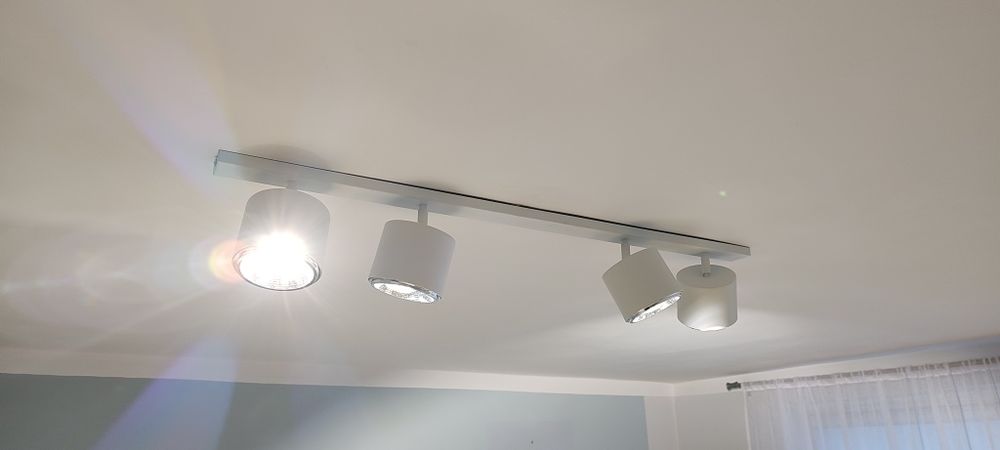 Lampa halogenowa