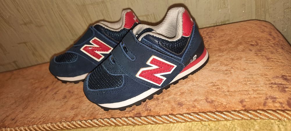 Кросівки хлопчику New balance 13,5 см.