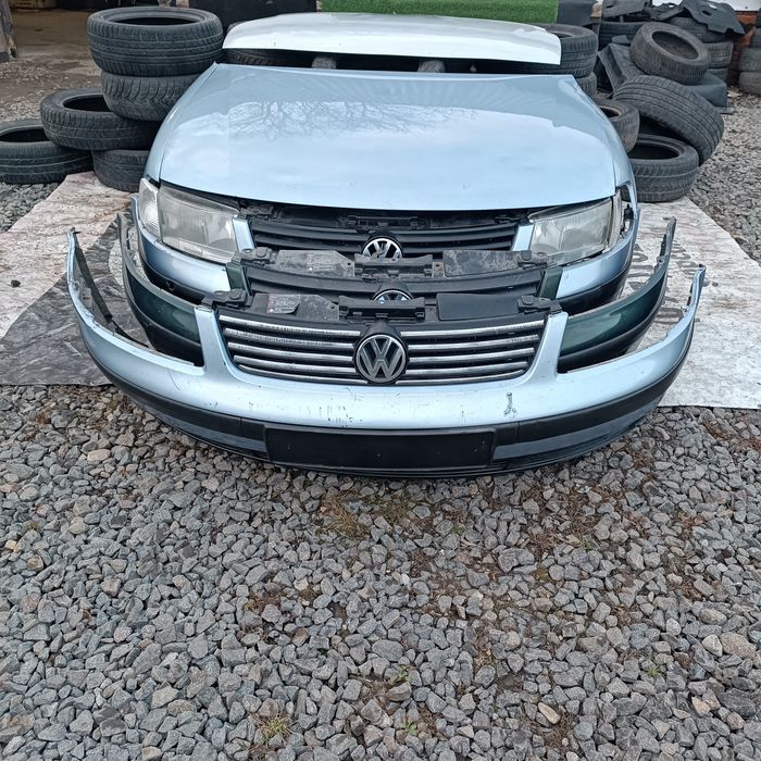 Бампер передній Пассат В5 Passat B5