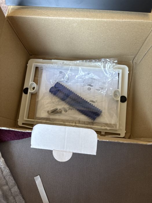 Przycisk splukujacy, czarny mat, ROCA DUPLO NOVA NV1