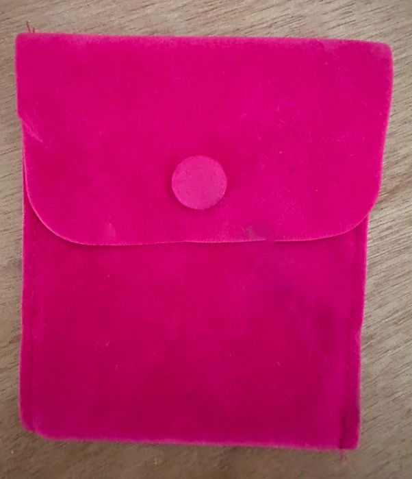 Bijuteria vintage e estojo