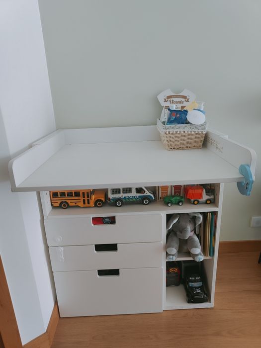 Trocador IKEA branco