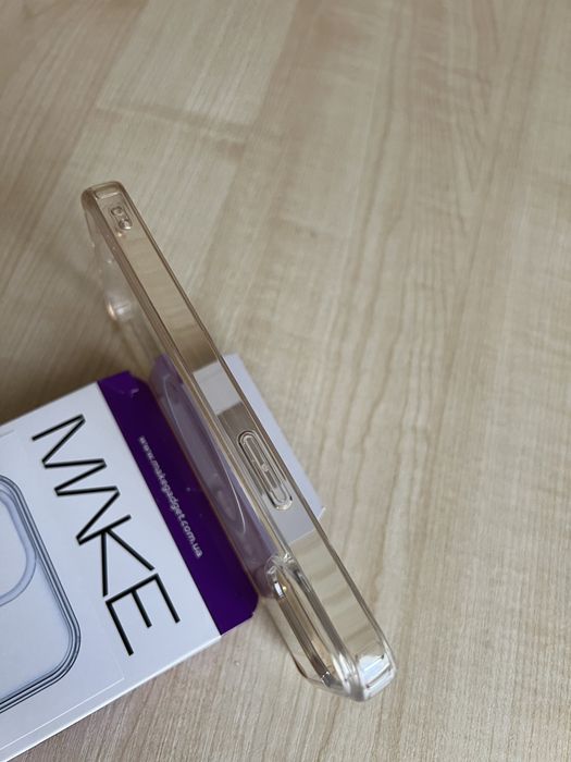 Чехол MAKE Apple iPhone 13 Crystal Magnet прозрачный