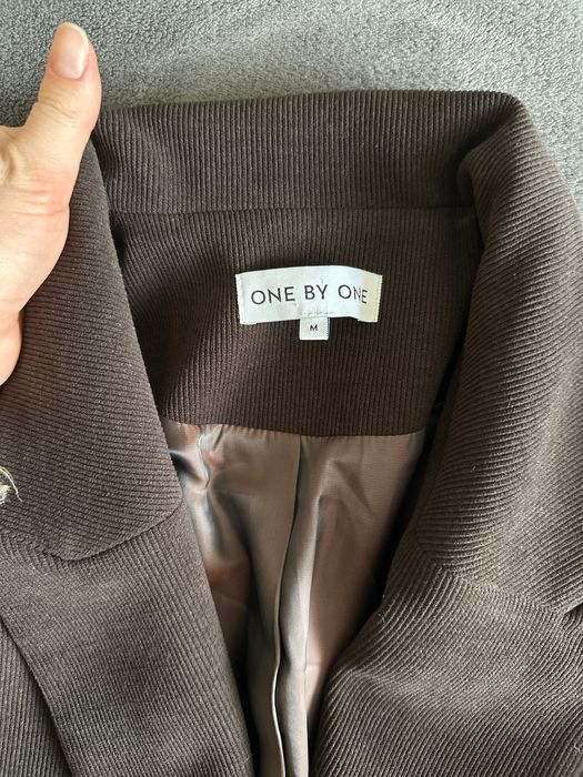 Приталений піджак one by one