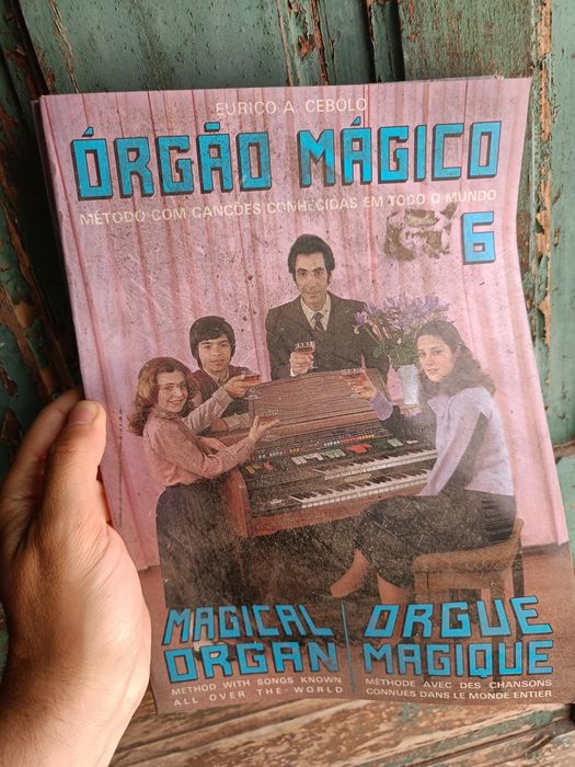 Livros Órgão Mágico