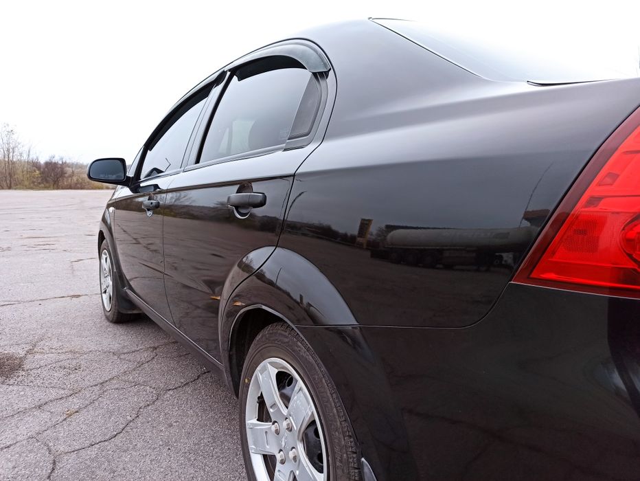 Chevrolet Aveo 2007 • 1.5 Газ/Бензин