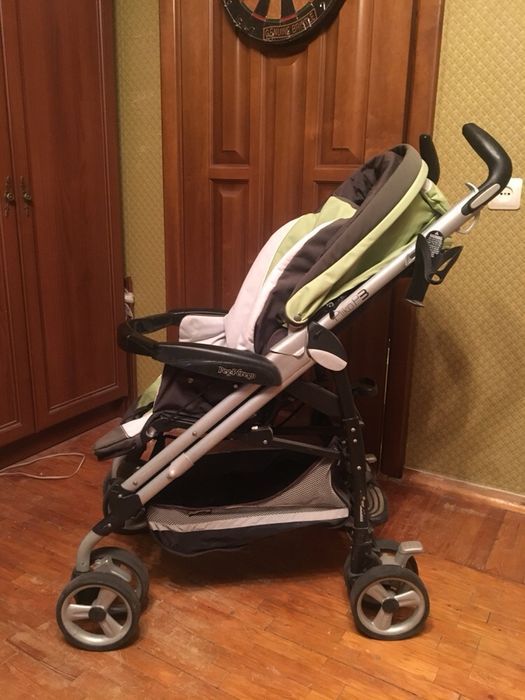 Прогулочная коляска трость PEG PEREGO Pliko P3 цвет салатовый
