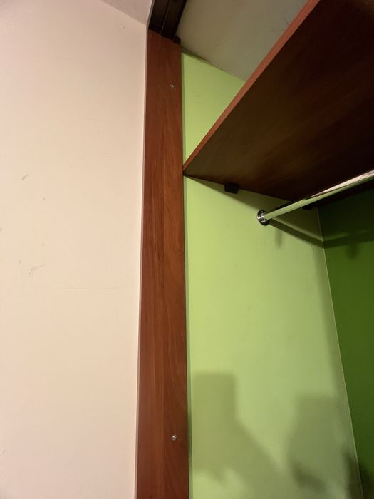 Duza szafa z drzwiami przesuwnymi