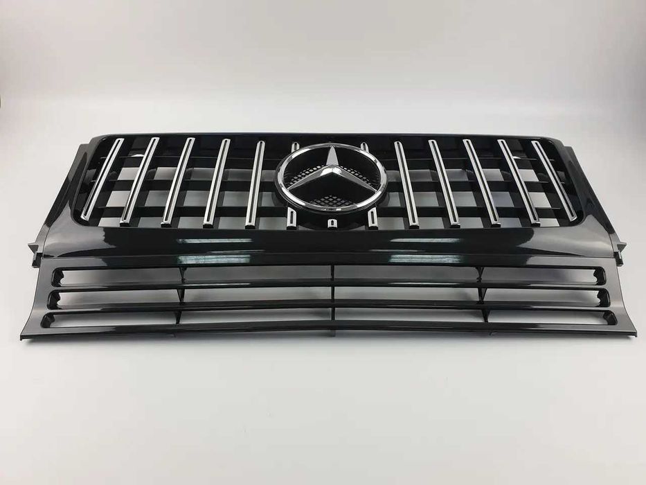 Решетка радиатора mercedes G W463 1990-2018год.GT стиль(Chome Black)