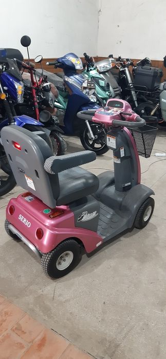 Електроскутер Serio для людей з обмеженими фізичними можливостями